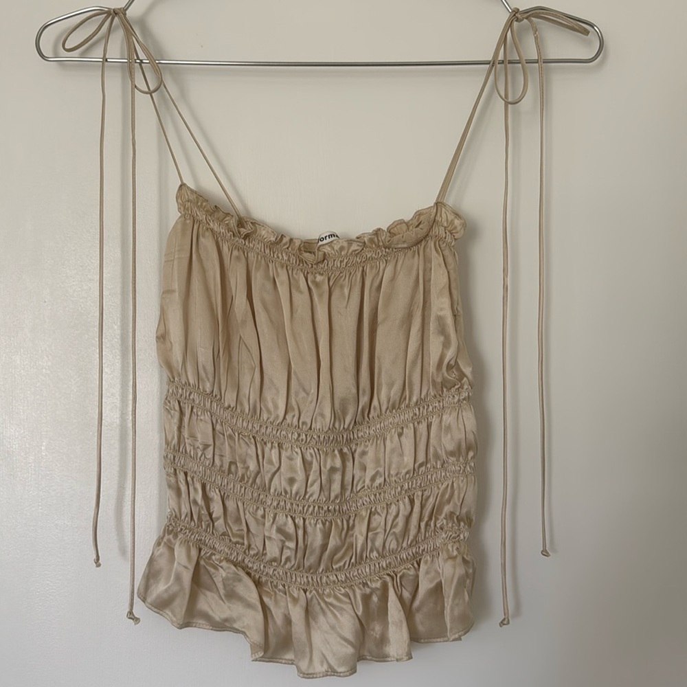 Reformation silk crop top size XS.